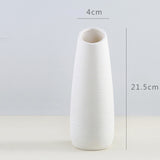 Modern Simple Ceramic Vases Table Top Decorations European Style Decorations White and Black Pots