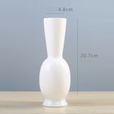 Modern Simple Ceramic Vases Table Top Decorations European Style Decorations White and Black Pots