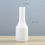 Modern Simple Ceramic Vases Table Top Decorations European Style Decorations White and Black Pots